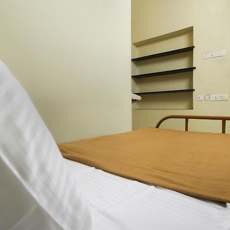 Spot On Jayalakshmi Residency Non Ac Hotell Kovilpatti Exteriör bild
