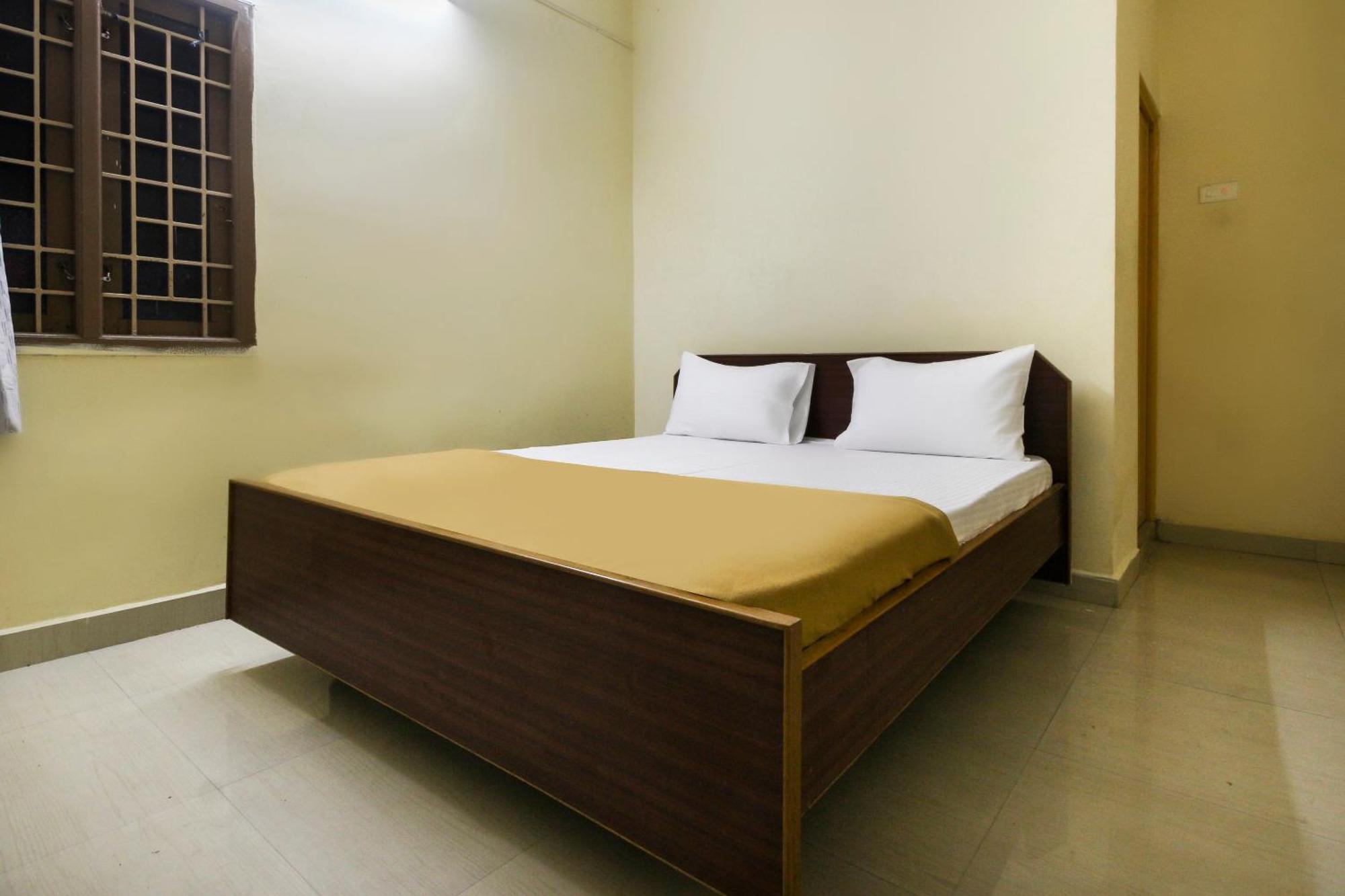 Spot On Jayalakshmi Residency Non Ac Hotell Kovilpatti Exteriör bild