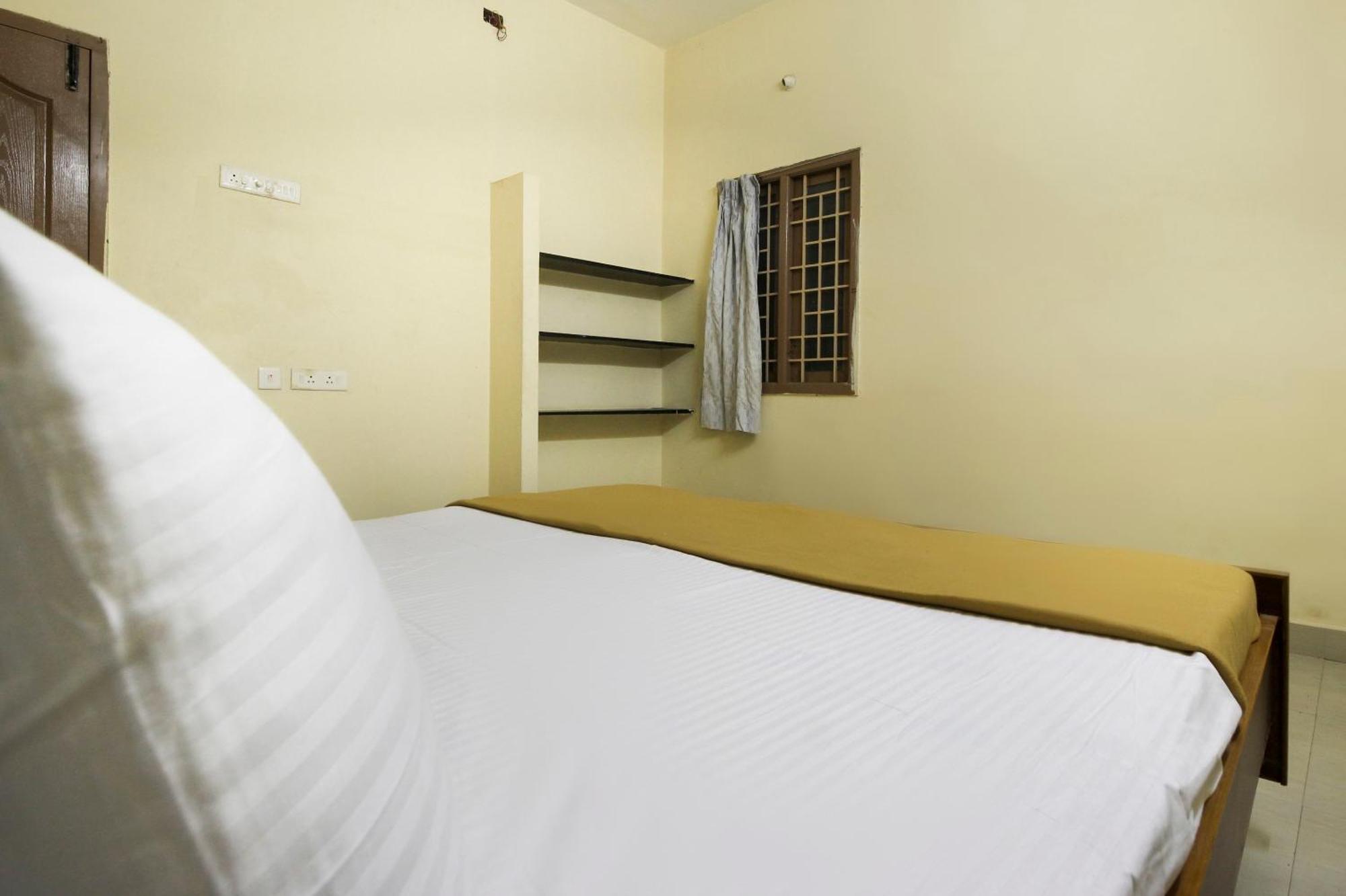Spot On Jayalakshmi Residency Non Ac Hotell Kovilpatti Exteriör bild